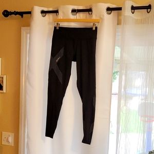 2xu reflective compression tights